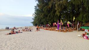 baan long beach