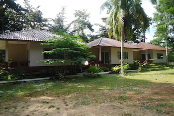 Baan Long Beach,Saladan>>Ko Lanta,3 star