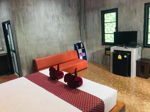 baan long beach