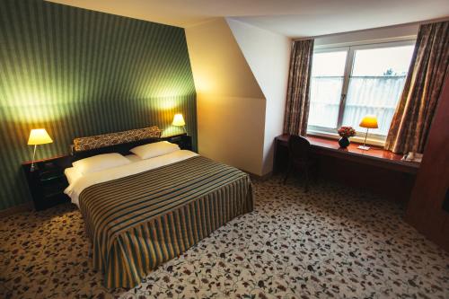 grand hotel mercure biedermeier wien