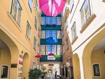 grand hotel mercure biedermeier wien