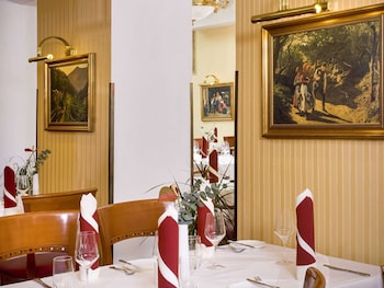 grand hotel mercure biedermeier wien