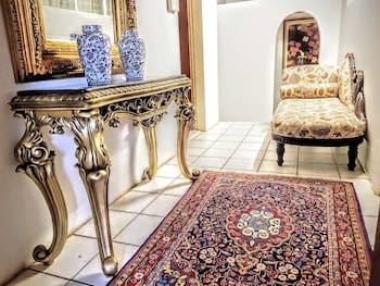 mountain view country estate