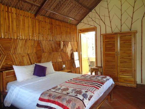 ninila fruit farm bungalow