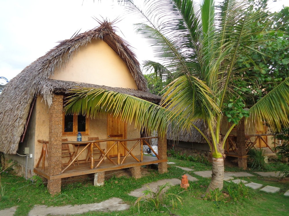 ninila fruit farm bungalow