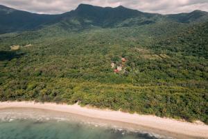 pks jungle village hostel