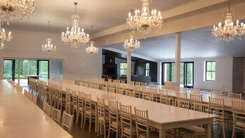 Brenaissance Guest Estate & Function Venue,Franschhoek>>Cape Town,4 star