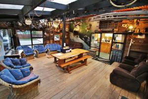 chateau backpacker and motels