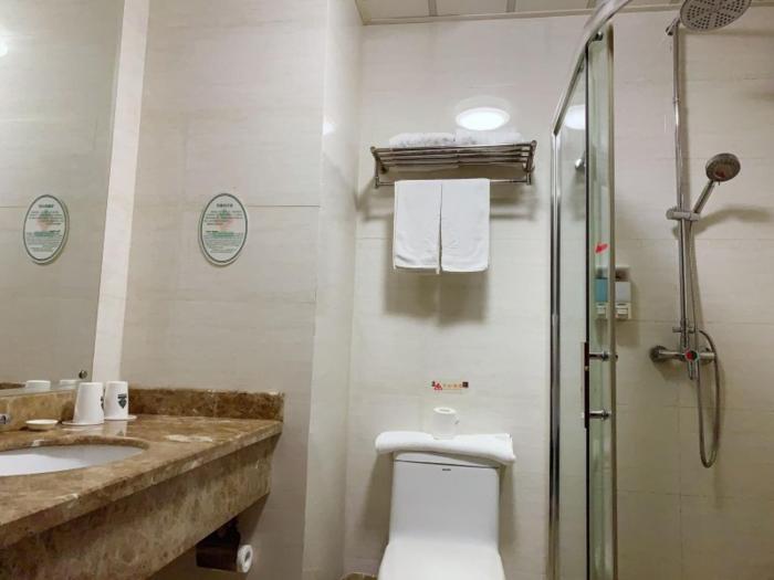 greentree alliance jiangsu wuxi yixing jinsanjiao bus station hotel