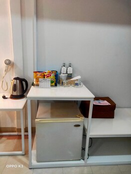 bed by boat hotel and apartment