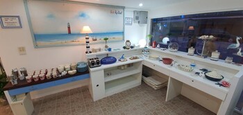 bed by boat hotel and apartment