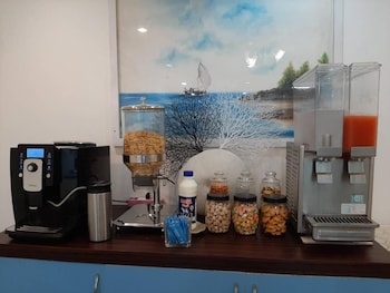 bed by boat hotel and apartment