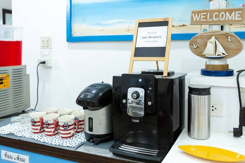 bed by boat hotel and apartment