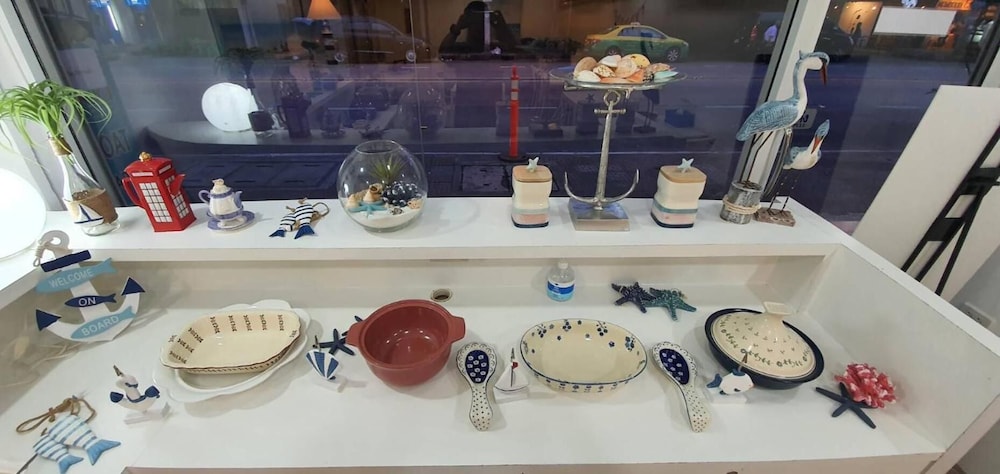 bed by boat hotel and apartment