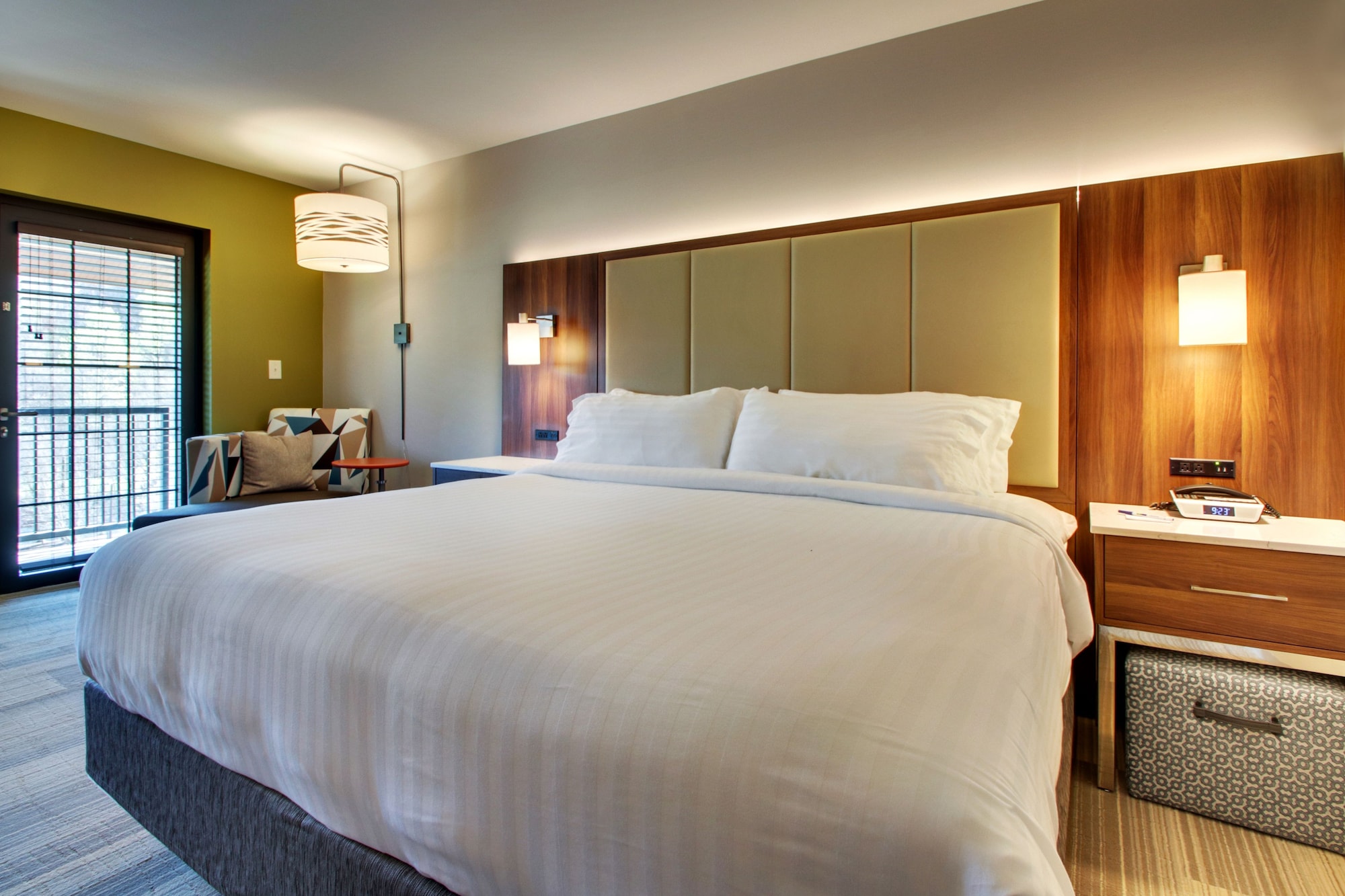 holiday inn express helen by ihg