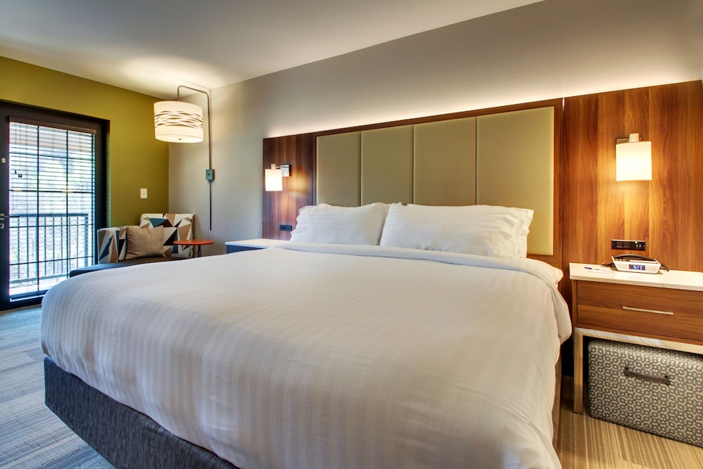 holiday inn express helen by ihg