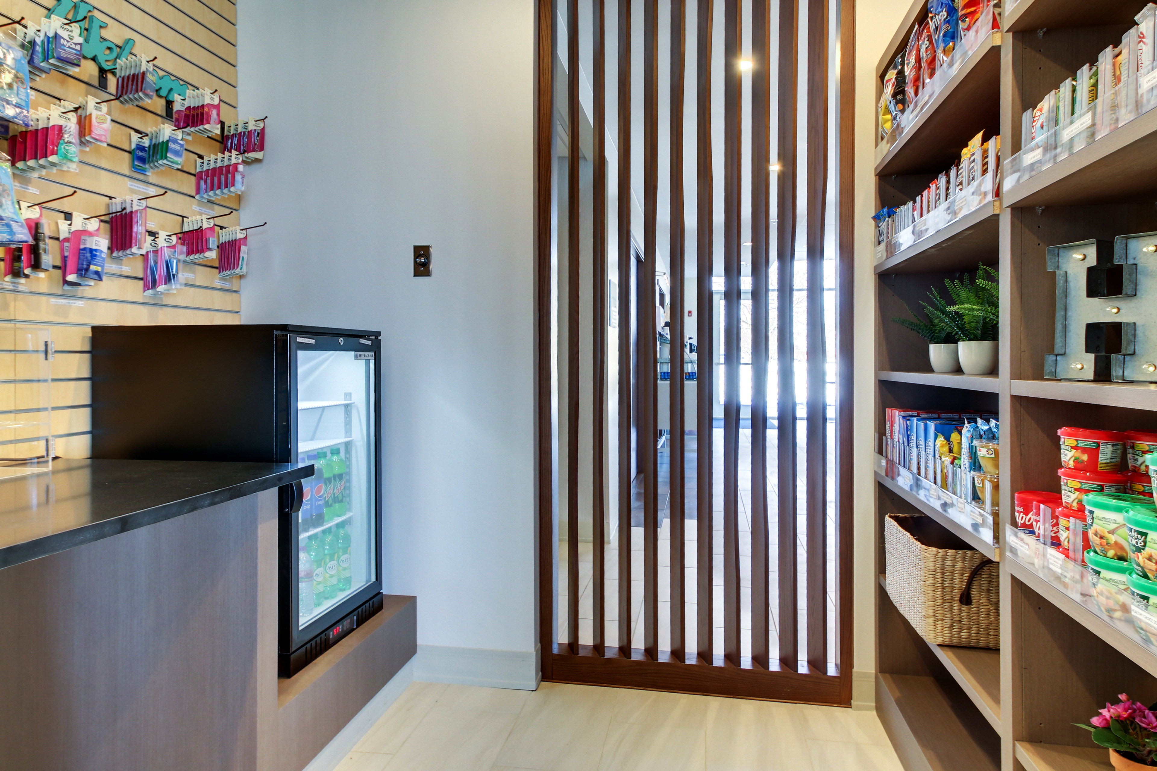 holiday inn express and suites galesburg by ihg