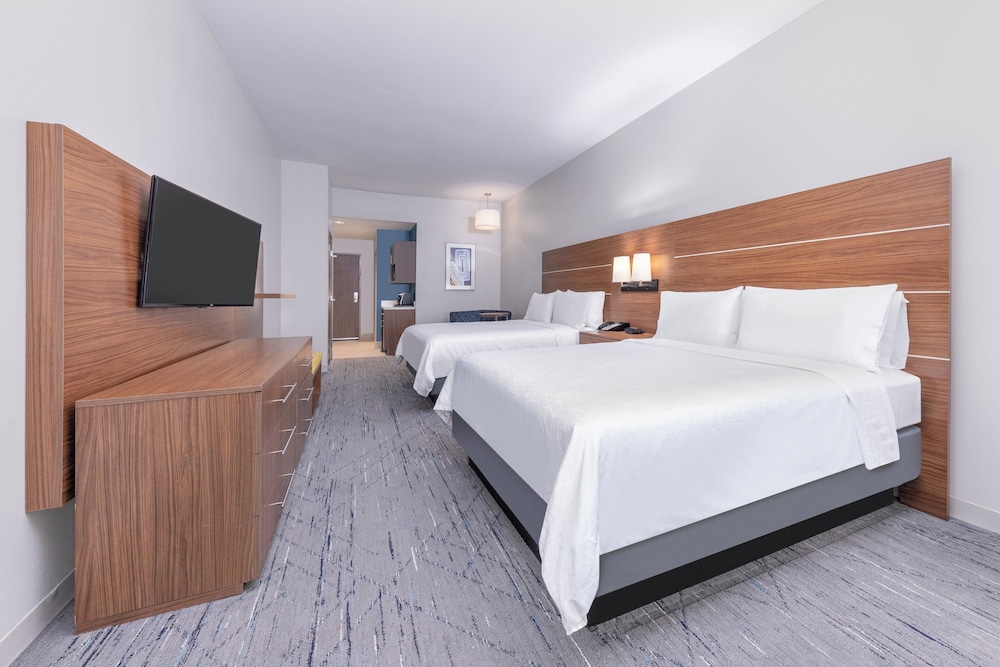 holiday inn express and suites houston s medical c