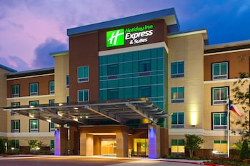 holiday inn express and suites houston s medical c