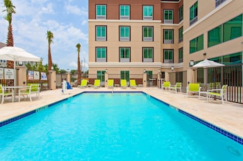 Holiday Inn Express And Suites Houston S Medical C,Downtown Houston>>Dallas,3 star