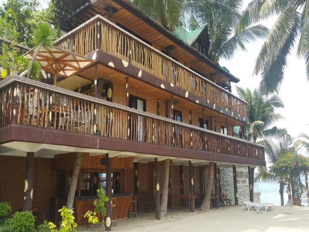 bamboo house beach lodge and restaurant