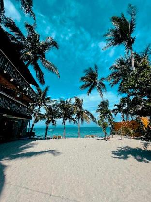 bamboo house beach lodge and restaurant