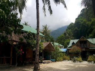 bamboo house beach lodge and restaurant