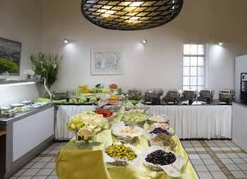 ymca three arches hotel