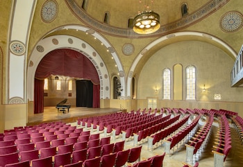 ymca three arches hotel