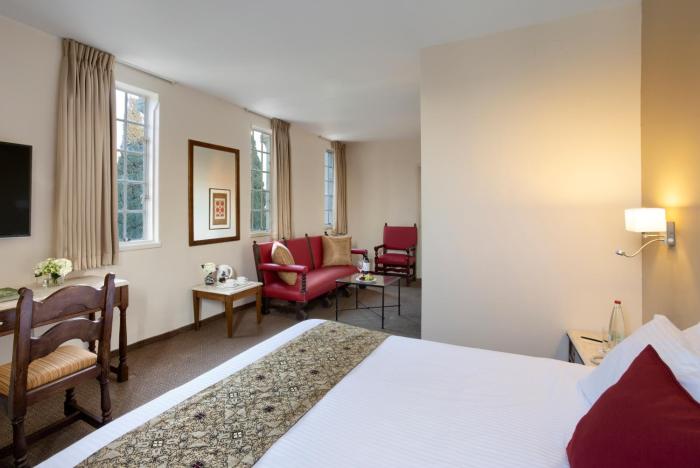 ymca three arches hotel