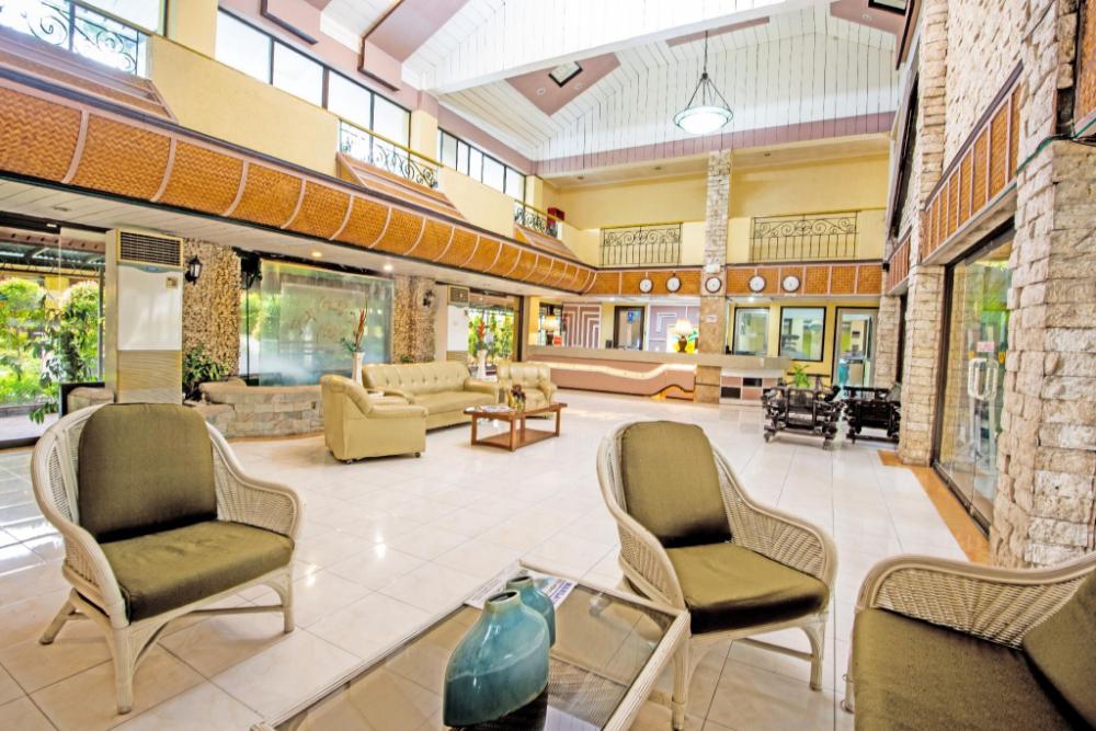 family country hotel and convention center