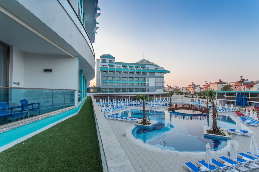 sensitive premium resort and spa all inclusive