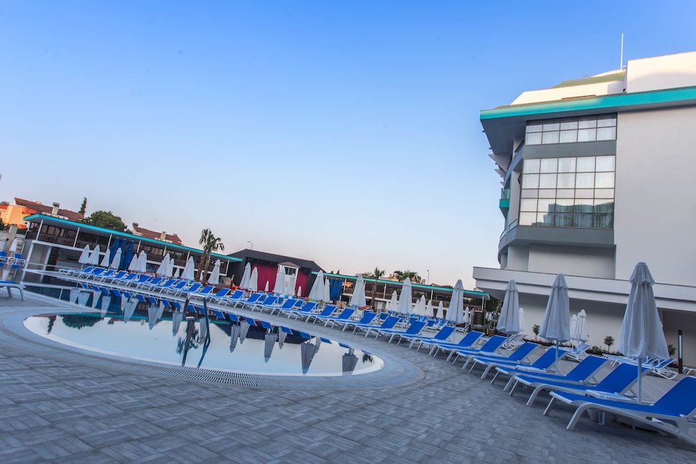 sensitive premium resort and spa all inclusive