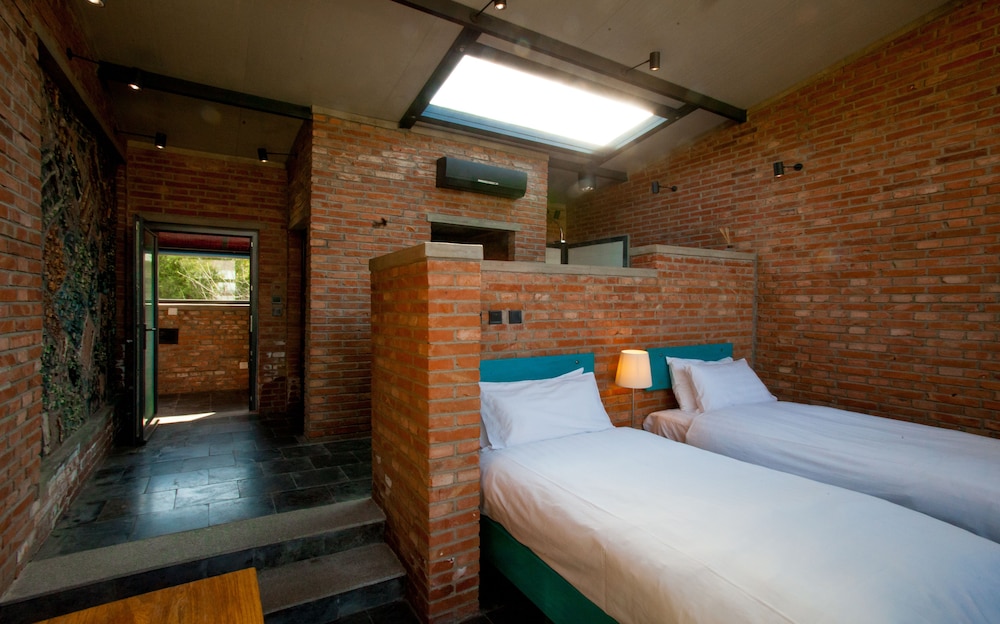 brickyard retreat at mutianyu great wall