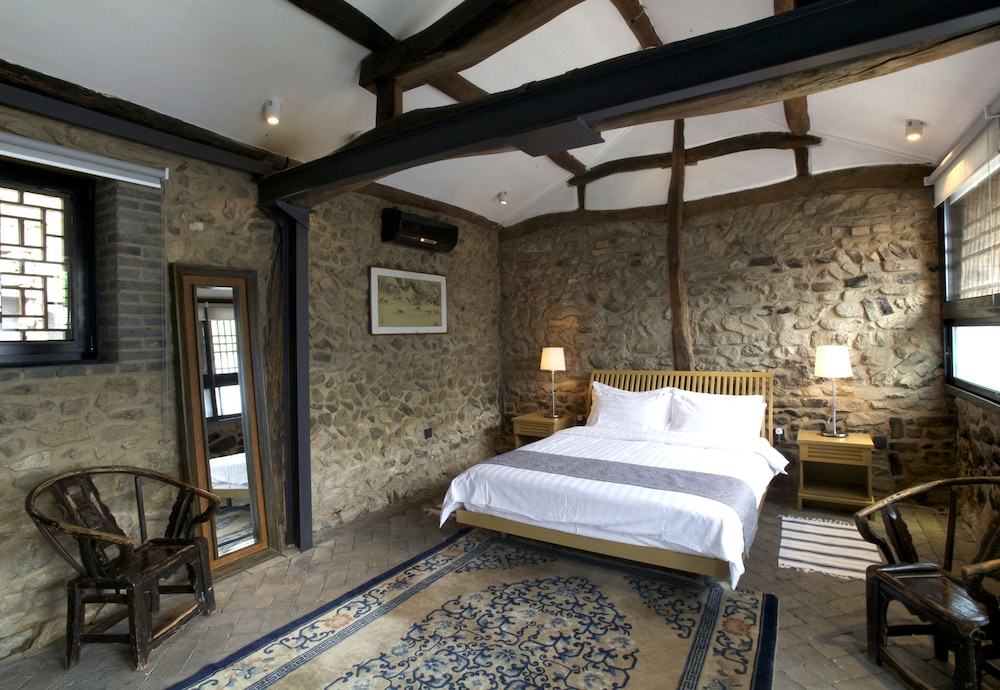 brickyard retreat at mutianyu great wall