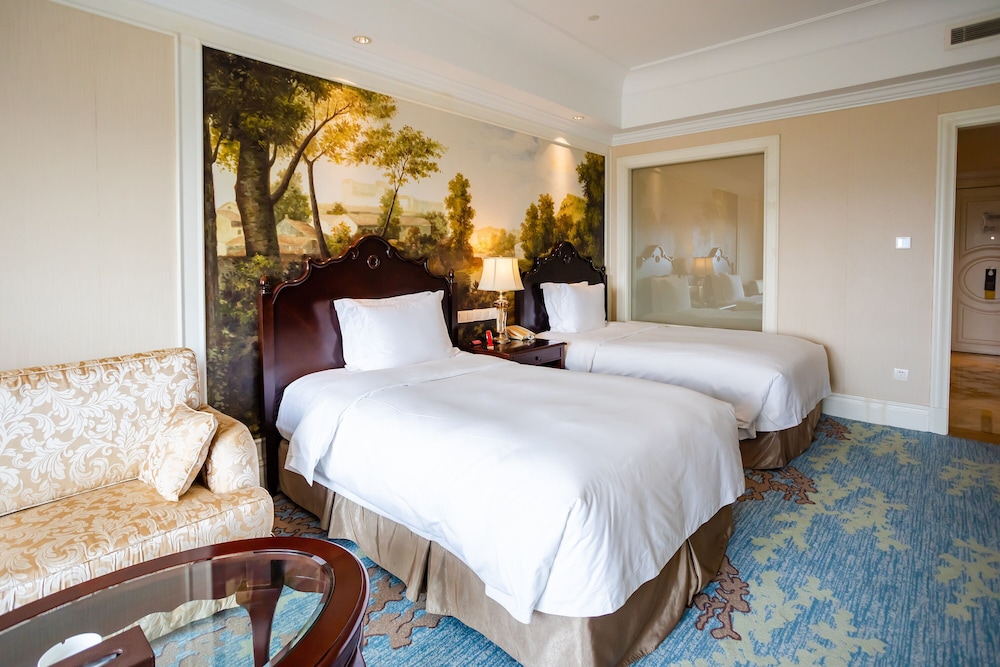 crowne plaza qingdao ocean spring resort an ihg hotel