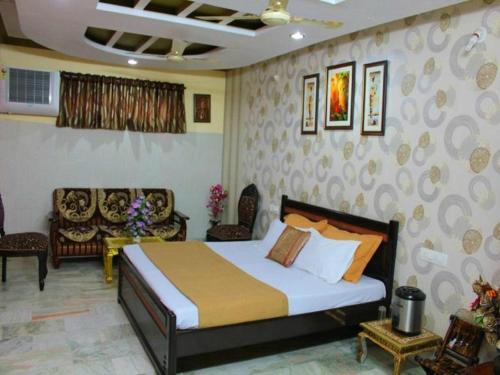 rajeshwari resort