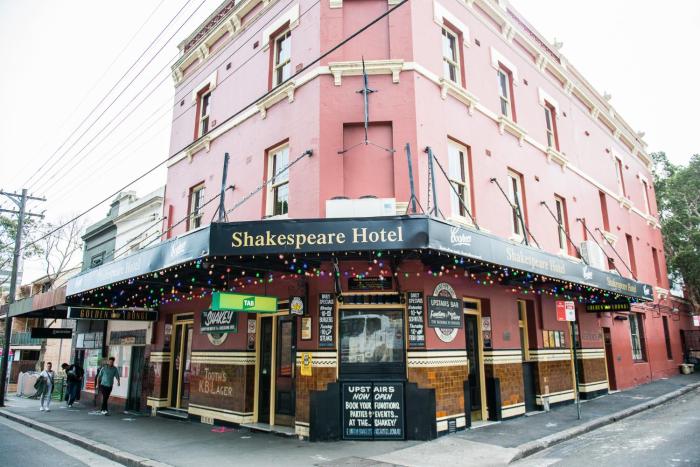 shakespeare hotel surry hills