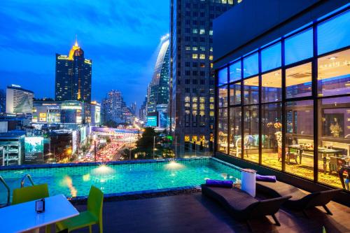 hotel clover asoke