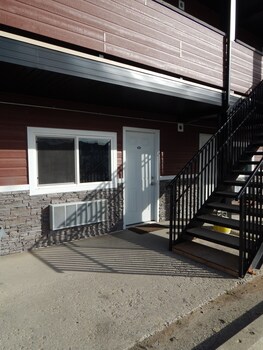 hinton highway inn