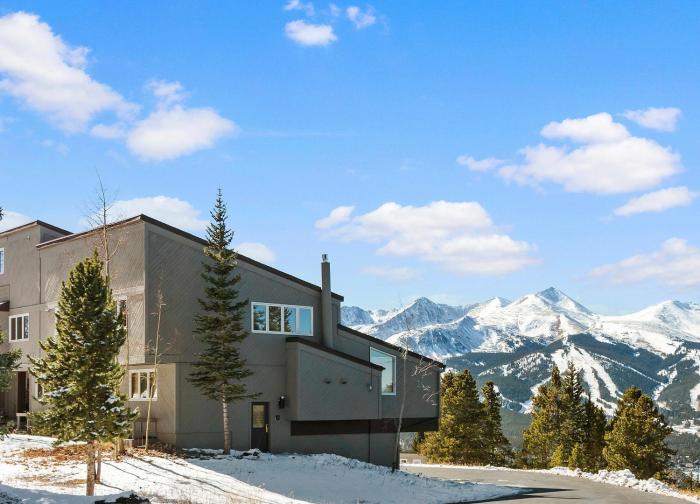 gold point resort breckenridge by vacatia