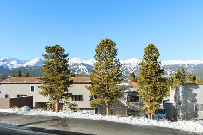 gold point resort breckenridge by vacatia