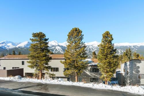 gold point resort breckenridge by vacatia