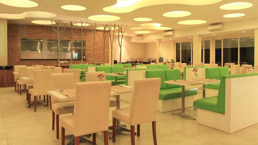 front one resort magelang