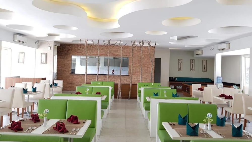 front one resort magelang