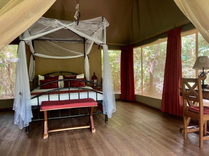 ikweta safari camp