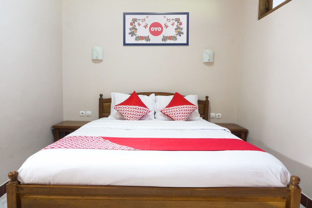 super oyo 942 srikandi hotel