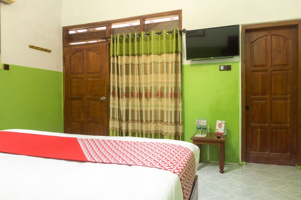 super oyo 942 srikandi hotel