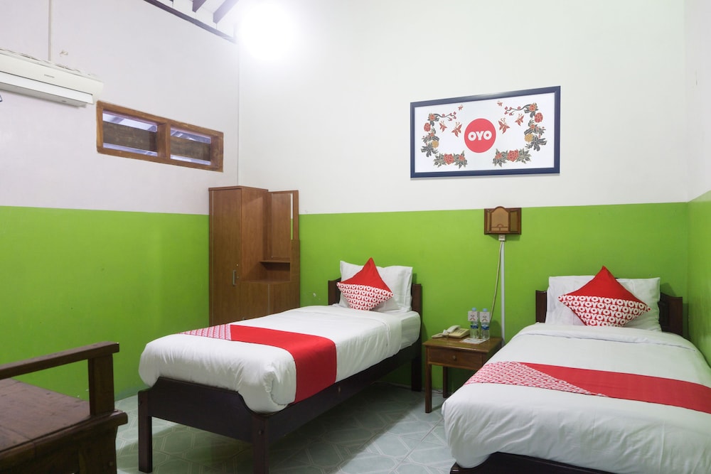 super oyo 942 srikandi hotel