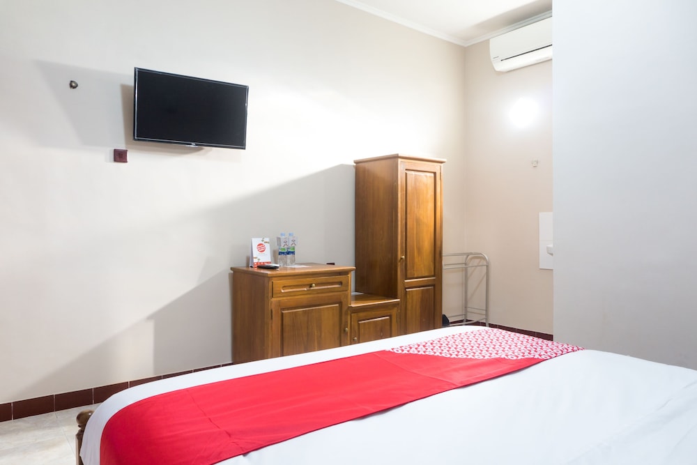 super oyo 942 srikandi hotel